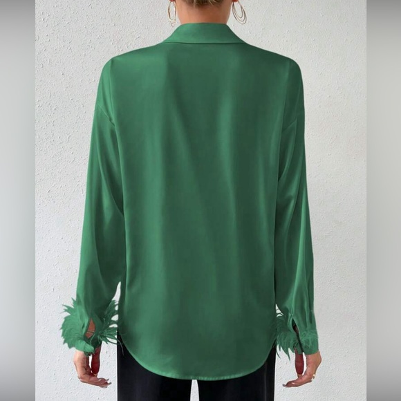 L.I.F.E. Luxurious Spliced Faux Feather Party Silky Blouse L💚New with Tags - Picture 3 of 10